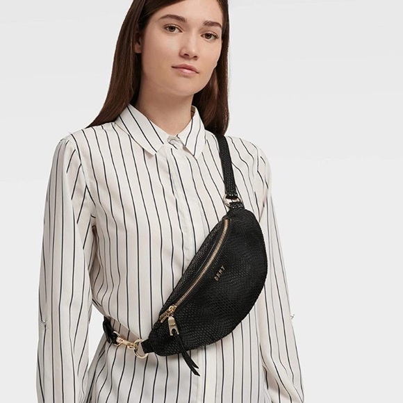 DKNY Sally Leather Belt Bag/Black Large NWT - Picture 3 of 5